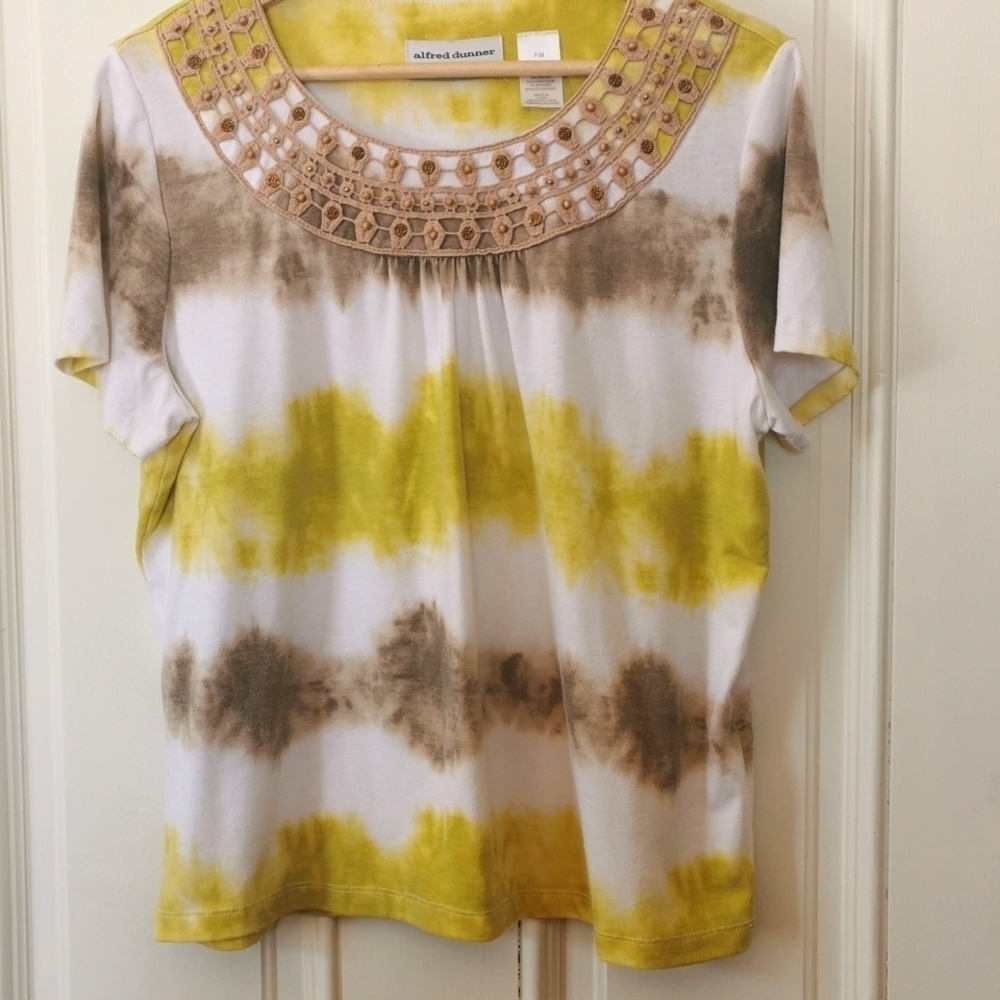 Alfred Dunner tie dyed boho style top. Size small petite.